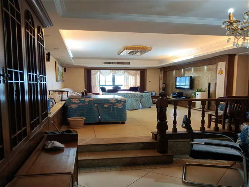 東方新城（東璽門）法拍房L1、L3棟1015號