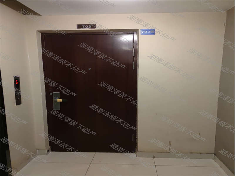 萬科城法拍房3、4棟703房