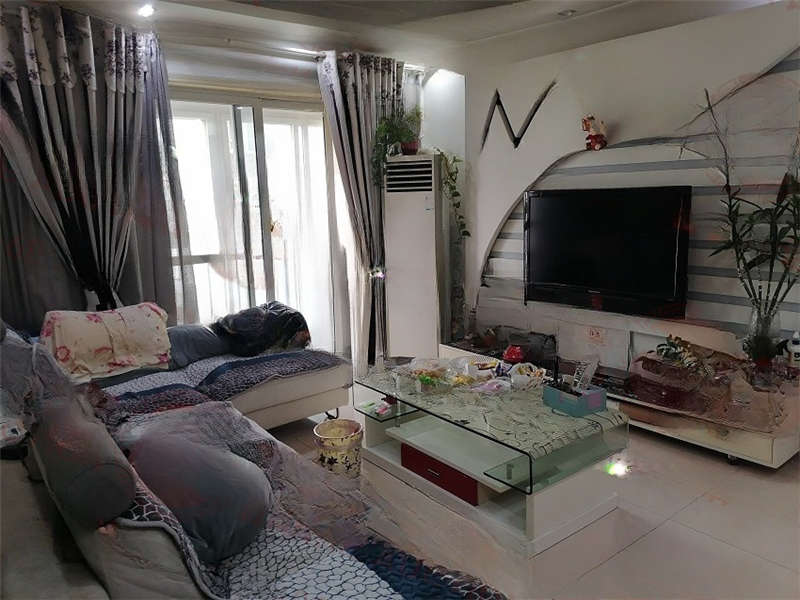 星典時代新寓法拍房7、8、9棟8-1404號