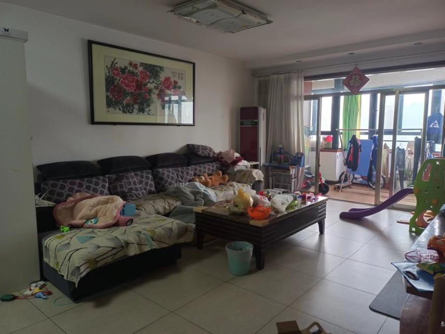 同發(fā)南國(guó)新城法拍房A、B、C、D棟505室