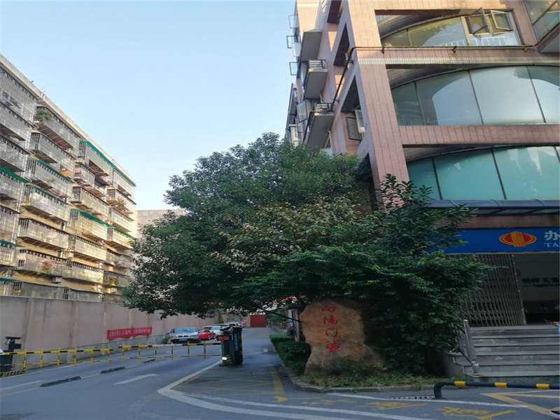 向陽(yáng)門(mén)第法拍房1棟1301房