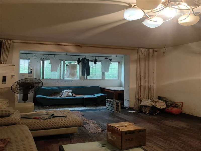 景環(huán)小區(qū)法拍房C3、C4棟104號(hào)