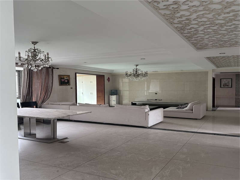 新城新世界法拍房D5棟801、802