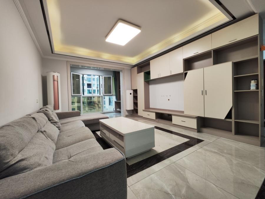 富基世紀(jì)公園法拍房75#、76#棟604室及房屋內(nèi)家具家電