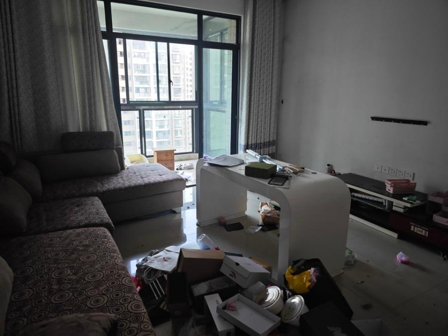 湘江世紀城融江苑法拍房6幢2108號（雙學(xué)區(qū)）