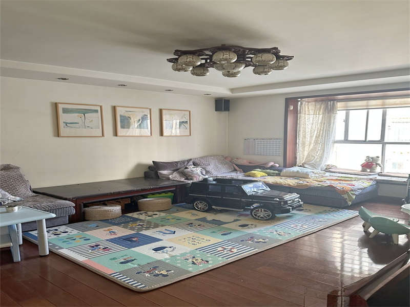 惠澤園法拍房A1，A2，B1，B2棟504號及其室內(nèi)家具家電物品