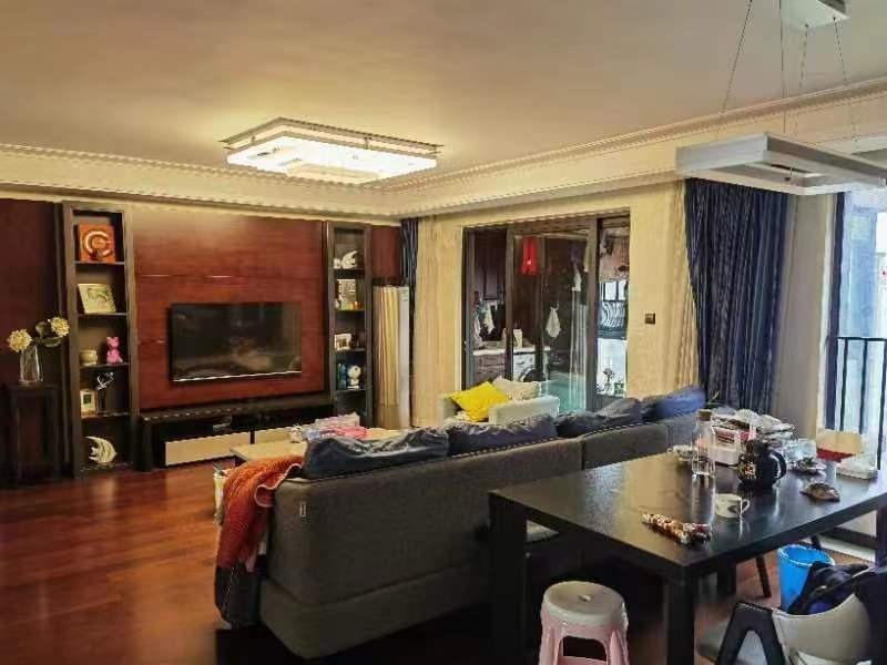 萬(wàn)科金域緹香法拍房1棟2305