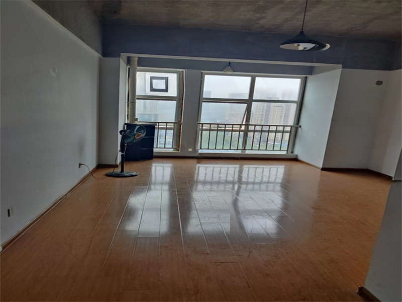 恒泰廣場（恒泰商業(yè)廣場）法拍房1棟（塔樓）、5棟（塔樓）、商業(yè)（裙房）地下室1322房