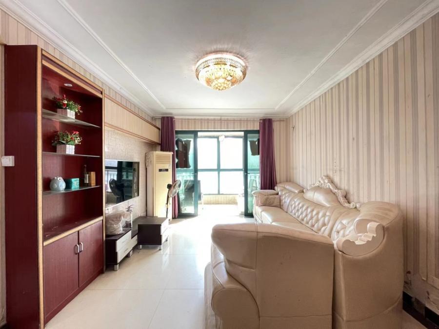 恒大名都法拍房8、9、10棟206房