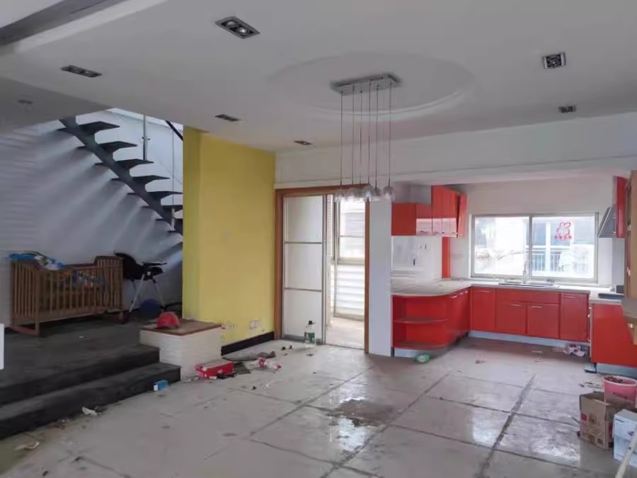 恒都苑法拍房0813926棟603、703室房屋及房屋內(nèi)的家具、家電