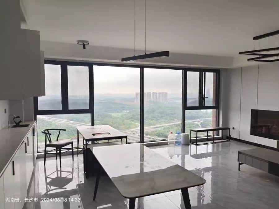 善化國際（善化名?。┓ㄅ姆?2棟2401室