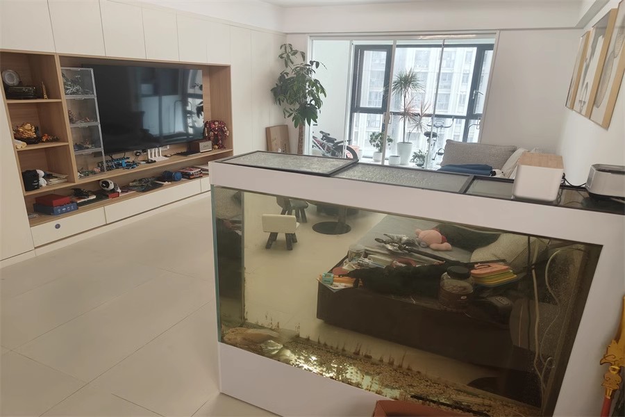 八方小區(qū)C區(qū)法拍房C25棟1403號（雙學區(qū)）