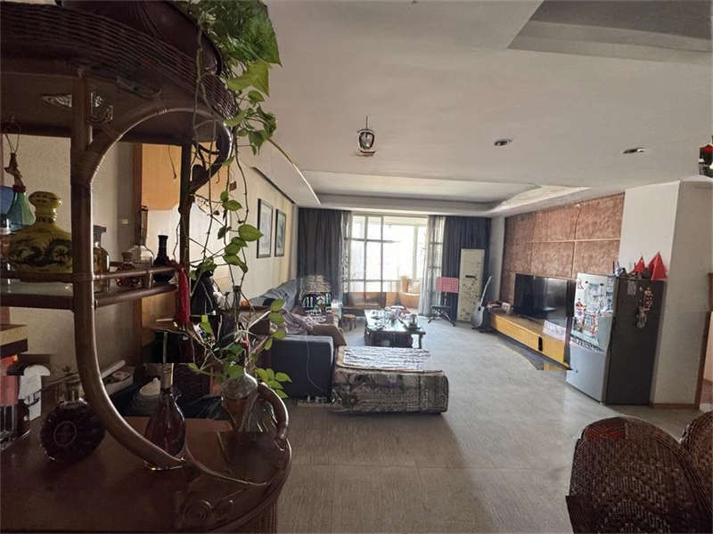 惠澤園法拍房A1，A2棟1102號房及A5棟架28