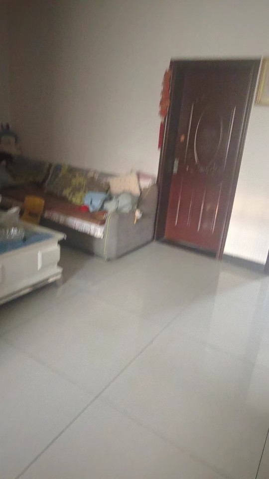 城西小區(qū)（瀟湘社區(qū)安置房）法拍房A10棟101、201、301、401、501室