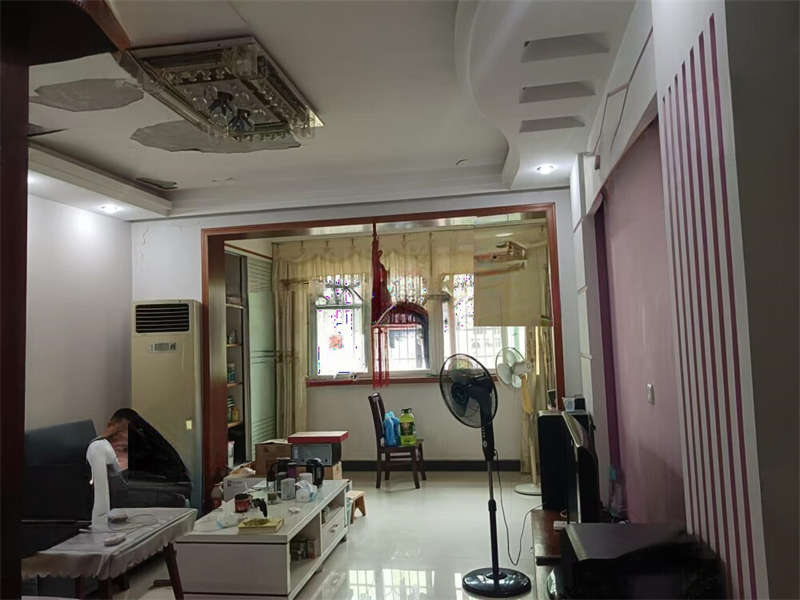 長軸社區(qū)（長沙軸承廠）法拍房6號(hào)住宅樓305室