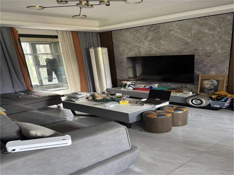 （雙學(xué)位）萬科魅力之城天闊里（城際新苑）法拍房4.2期89棟305號(hào)