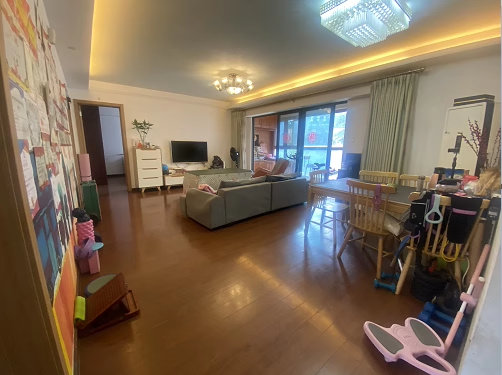 （雙學(xué)位）萬(wàn)科魅力之城（城際新苑）法拍房12棟206號(hào)房