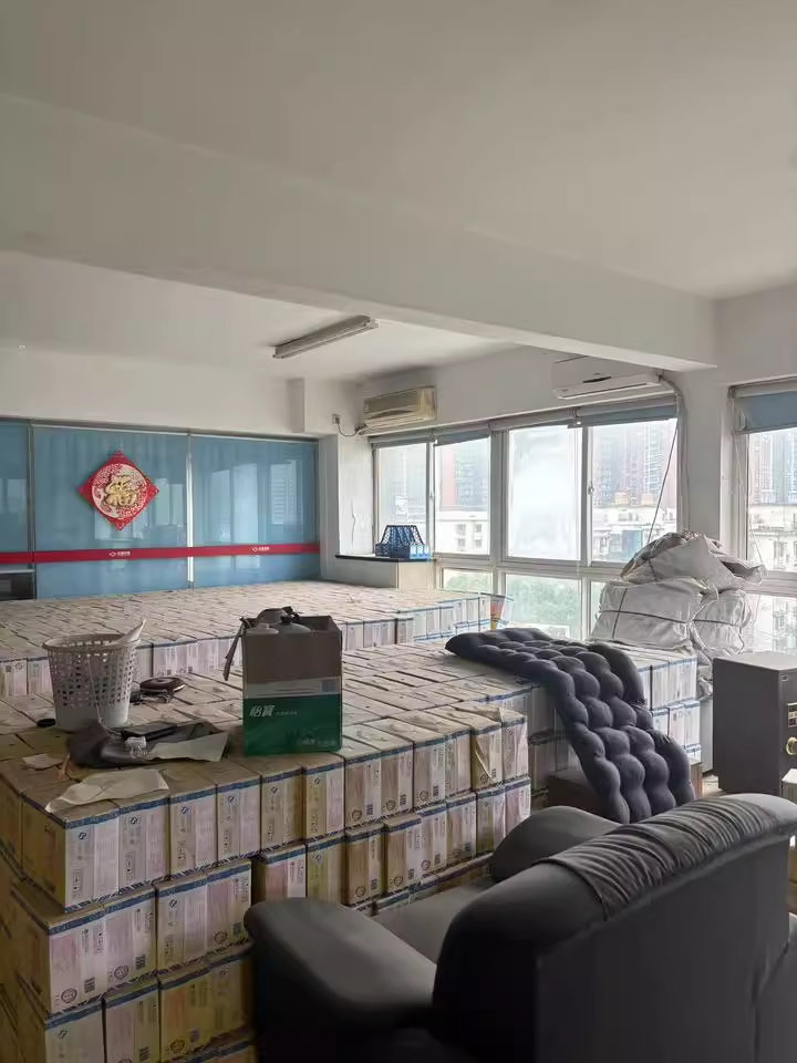 （月租5000）伍家?guī)X生活廣場法拍房2-3號棟8001、8002、8003、8004室