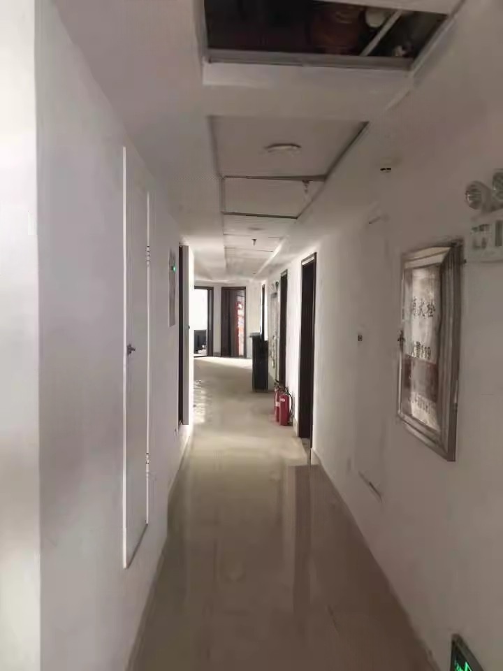 永通商?。ㄓ劳言罚┓ㄅ姆緼棟501房（共26套房，可單獨(dú)競(jìng)拍）